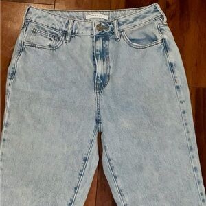 PacSun Light wash mom jeans